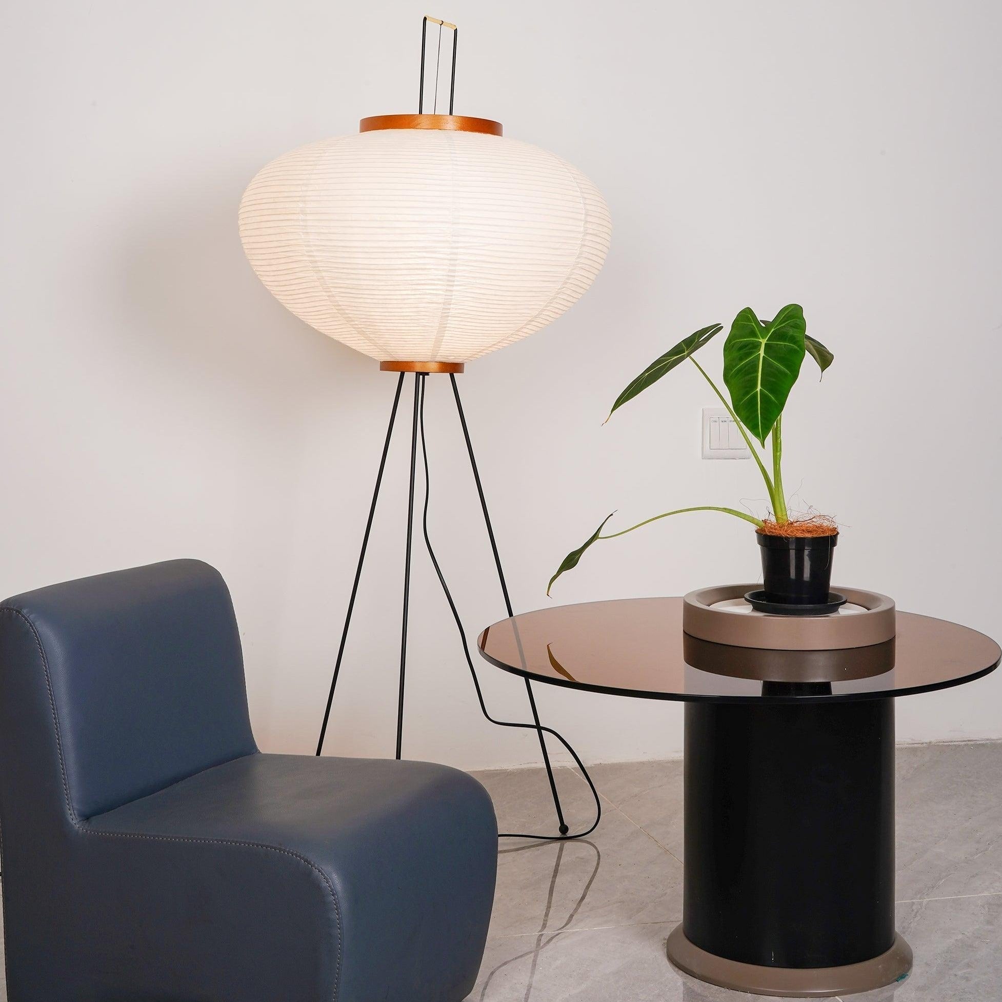 Hikaru – Rice Paper Floor Lamp