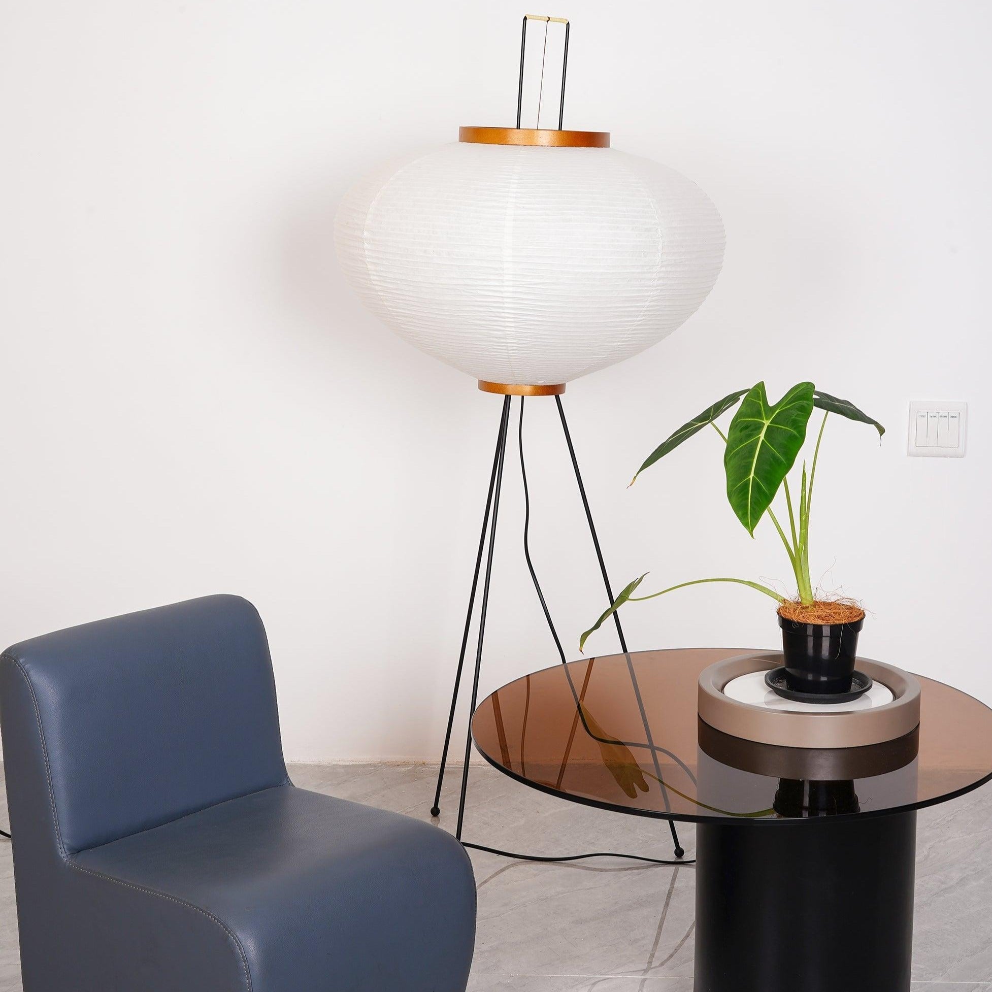Hikaru – Rice Paper Floor Lamp