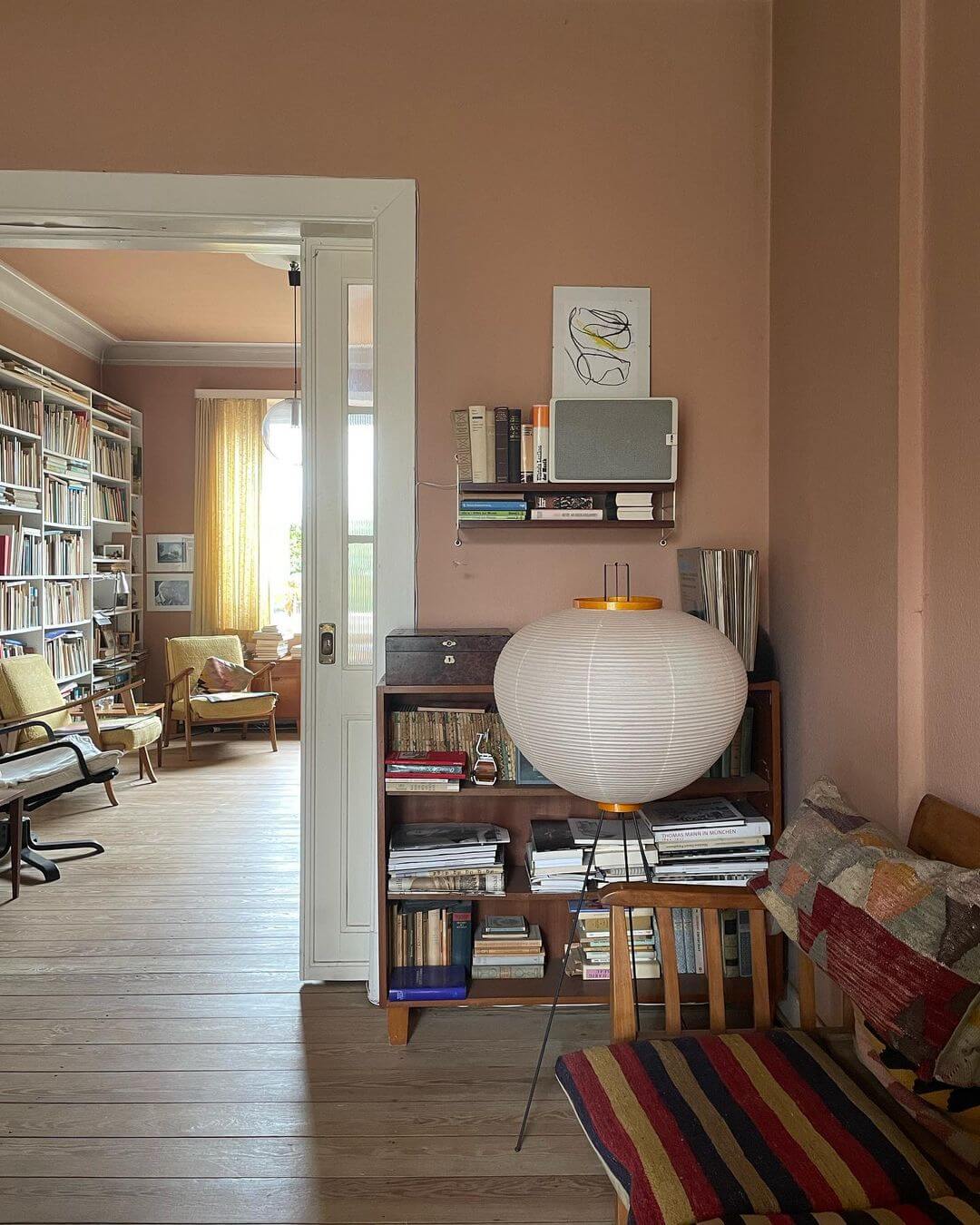 Hikaru – Rice Paper Floor Lamp