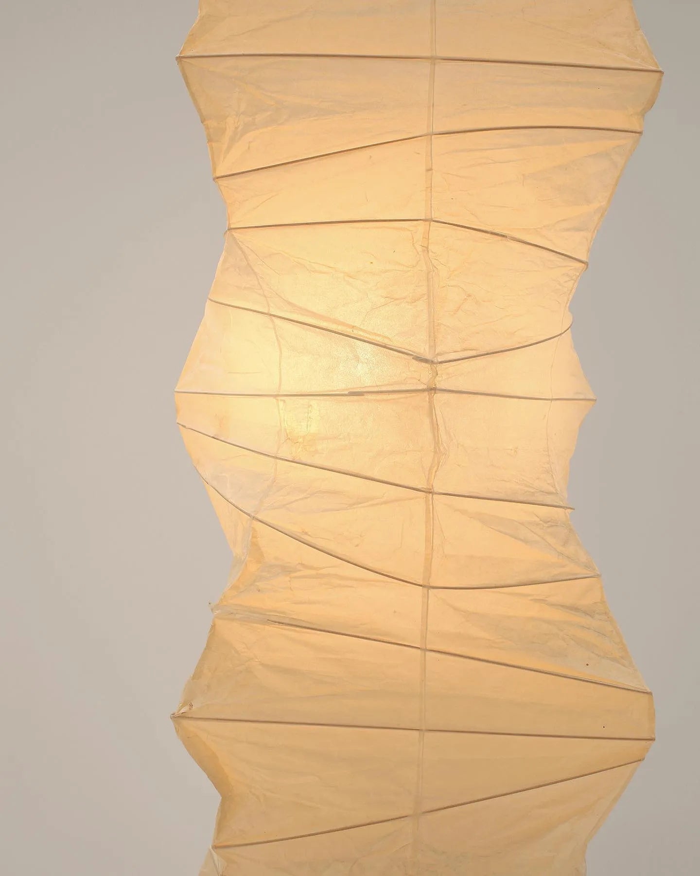 Hikaru – Rice Paper Floor Lamp