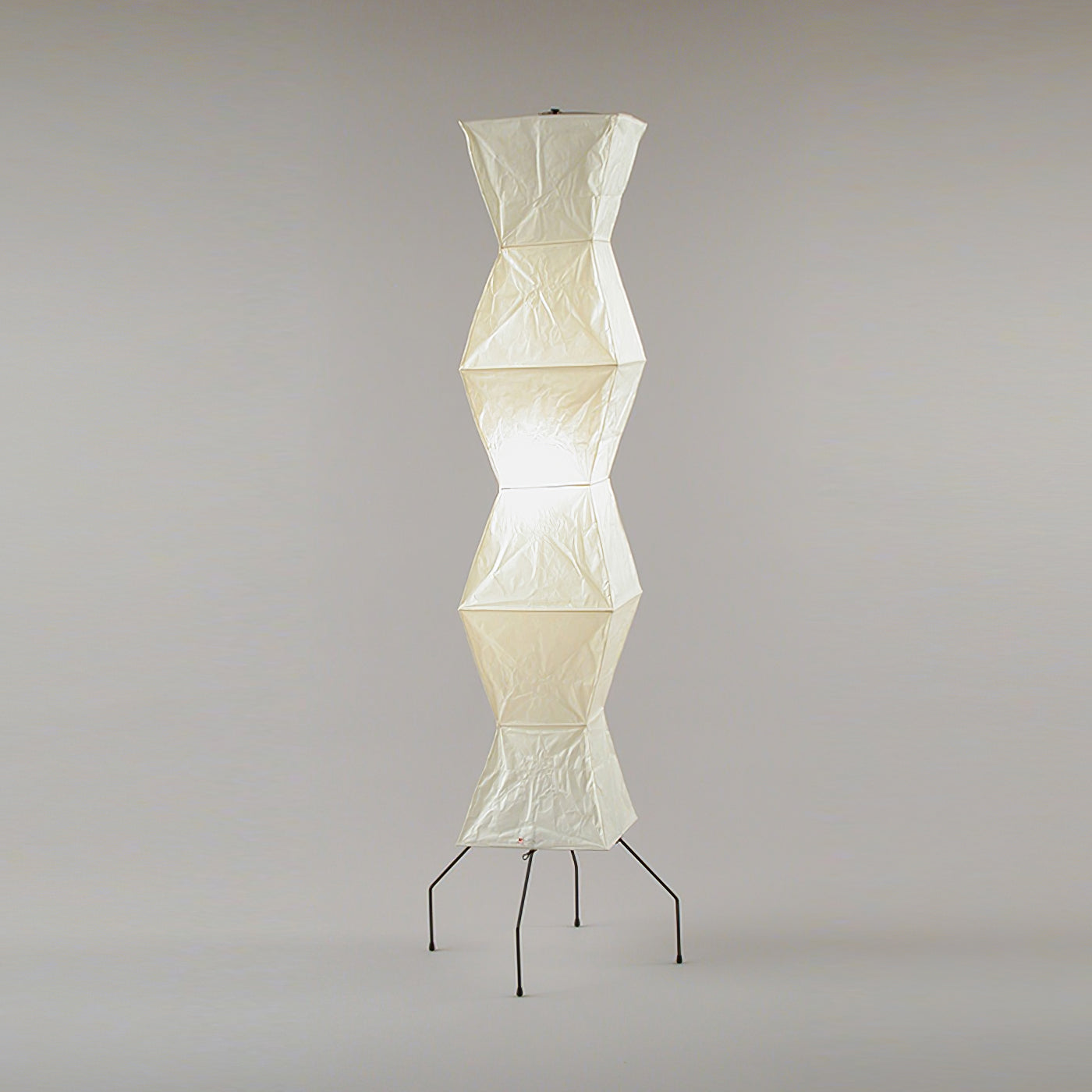 Hikaru – Rice Paper Floor Lamp