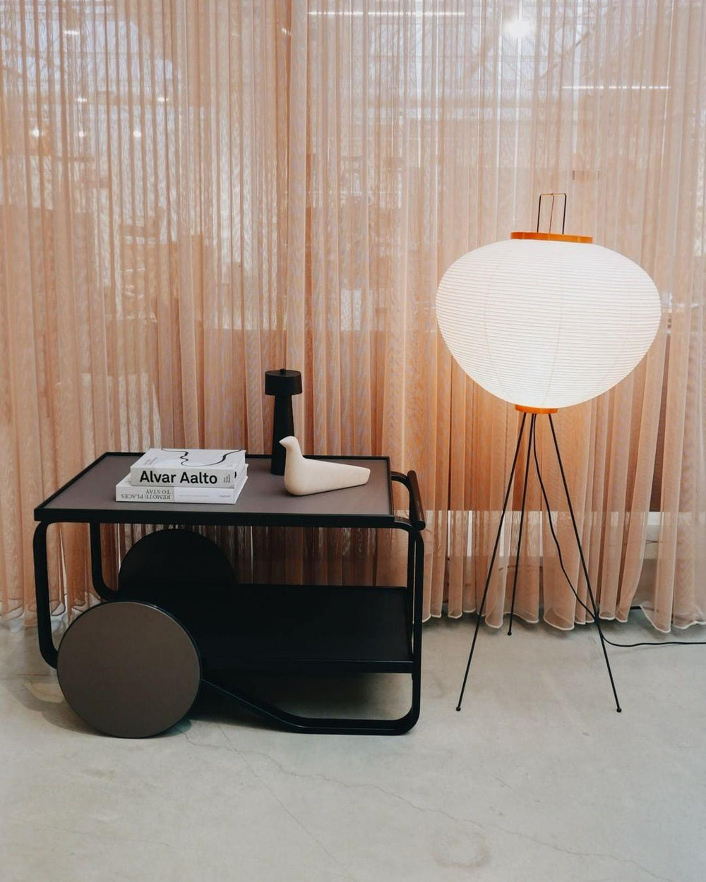 Hikaru – Rice Paper Floor Lamp