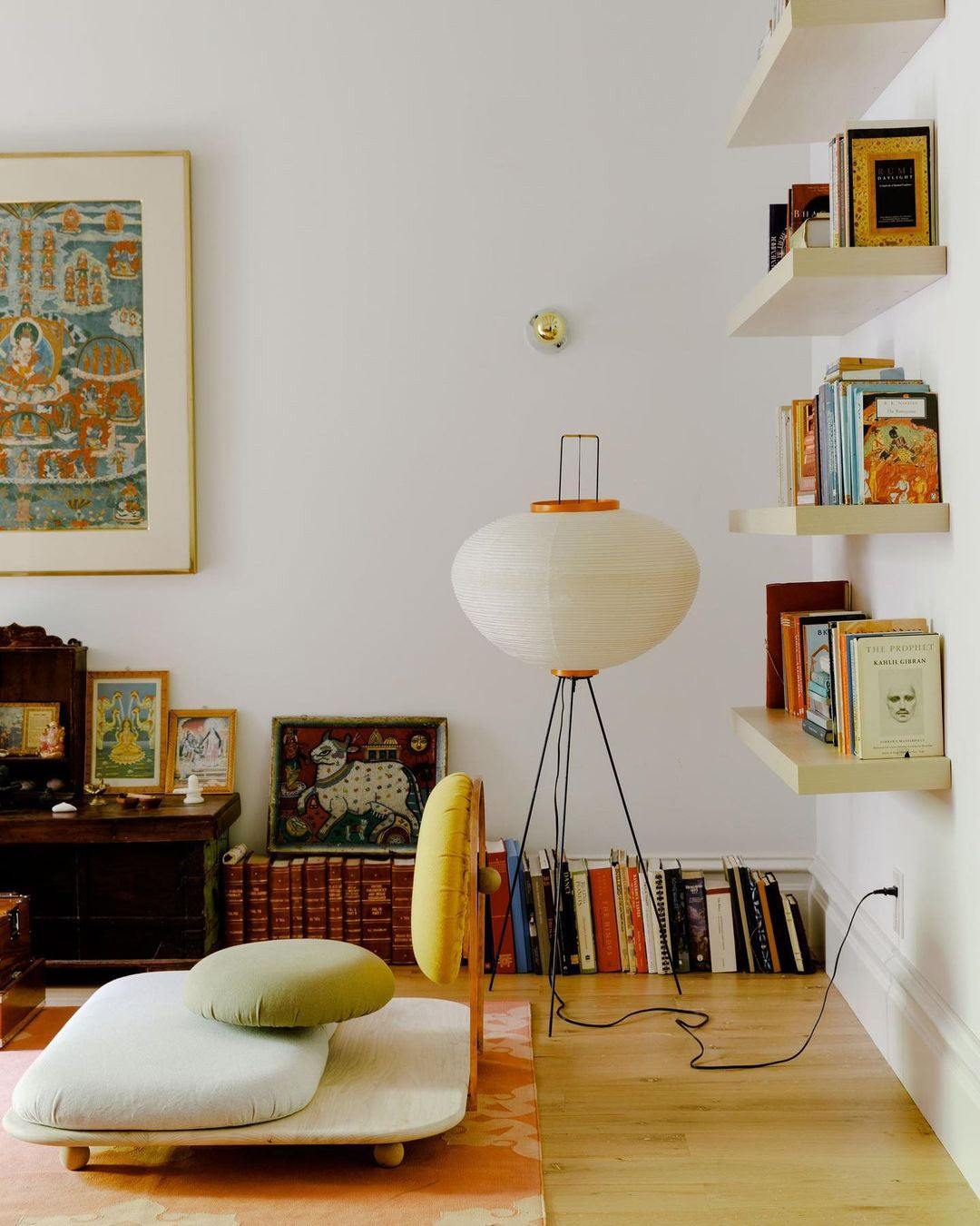 Hikaru – Rice Paper Floor Lamp