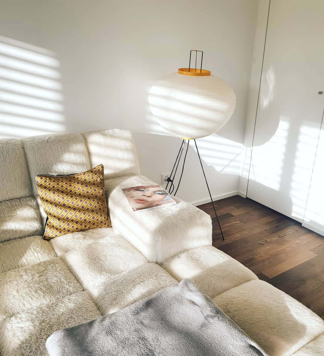 Hikaru – Rice Paper Floor Lamp