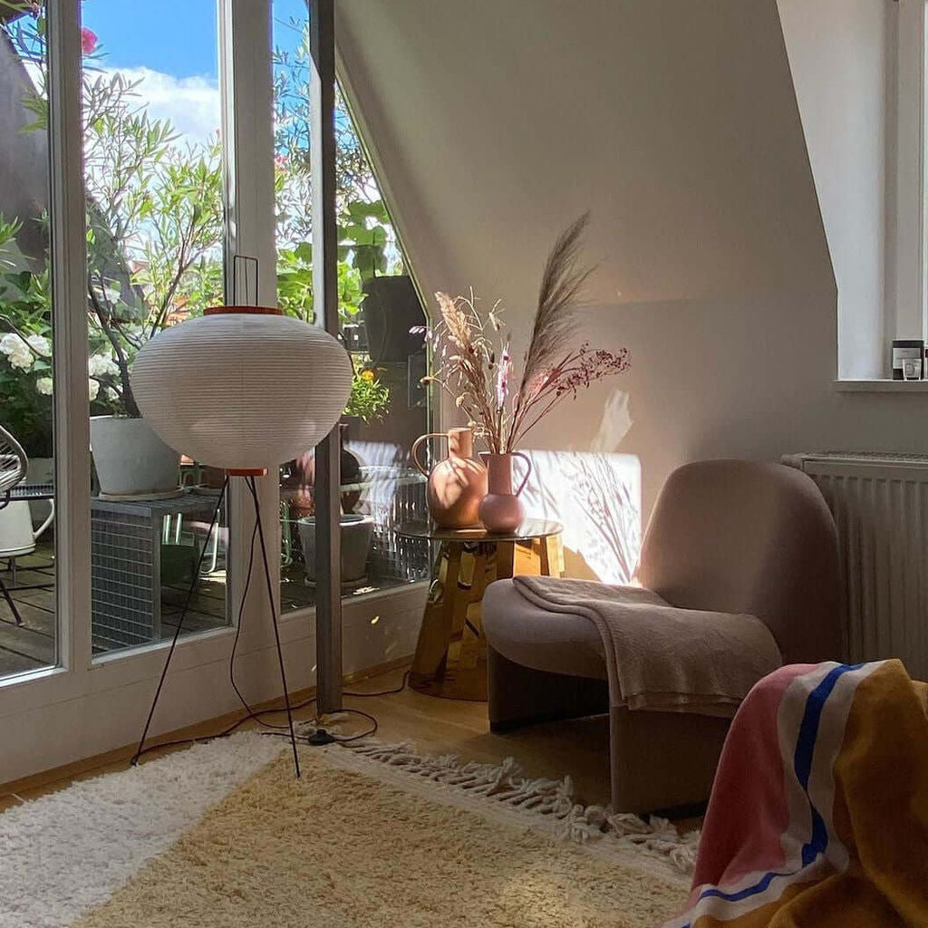 Hikaru – Rice Paper Floor Lamp