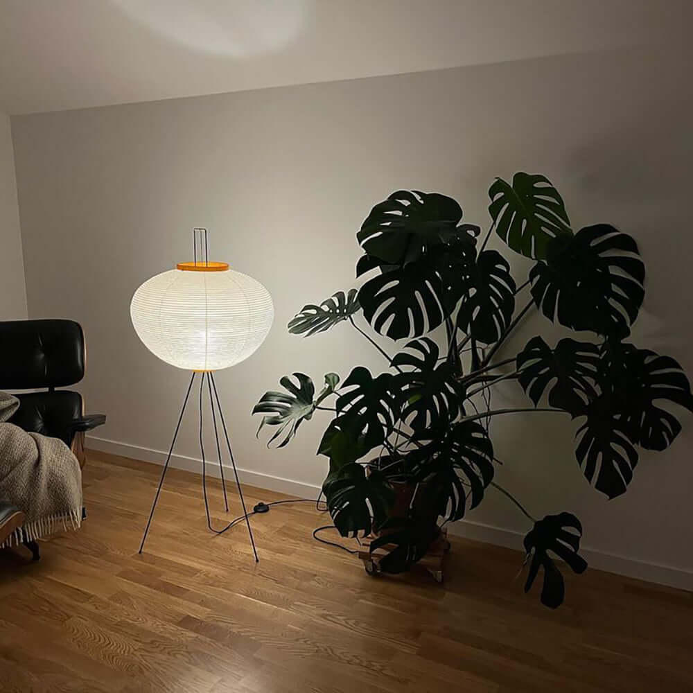 Hikaru – Rice Paper Floor Lamp
