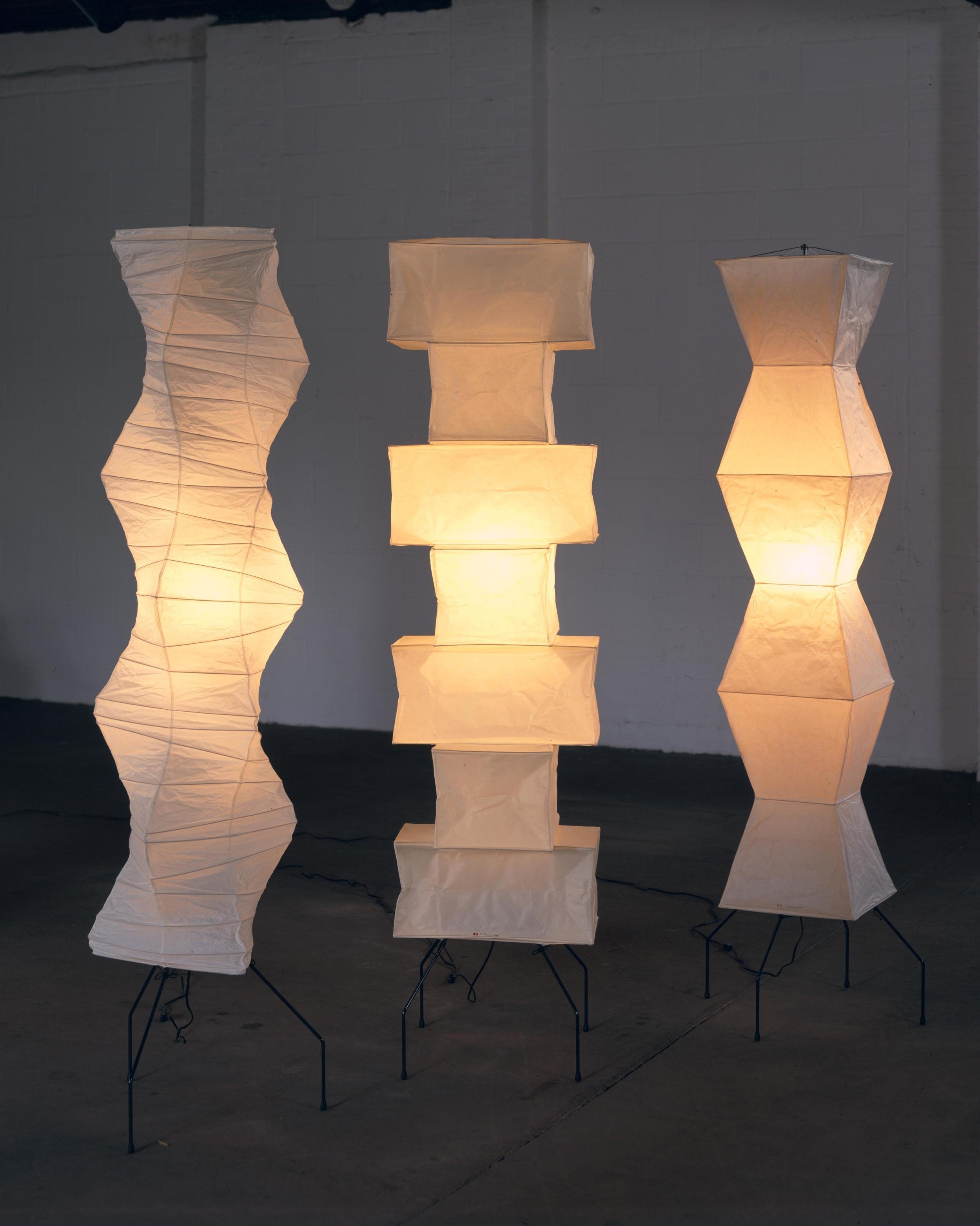 Hikaru – Rice Paper Floor Lamp