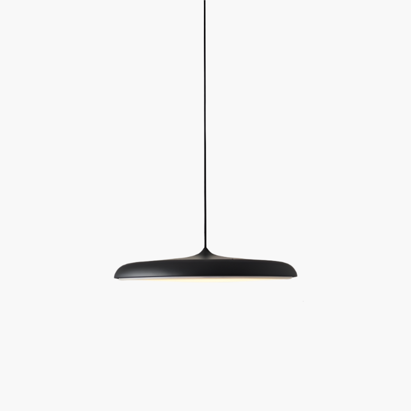 Elegant Scandinavian Pendant Lamp
