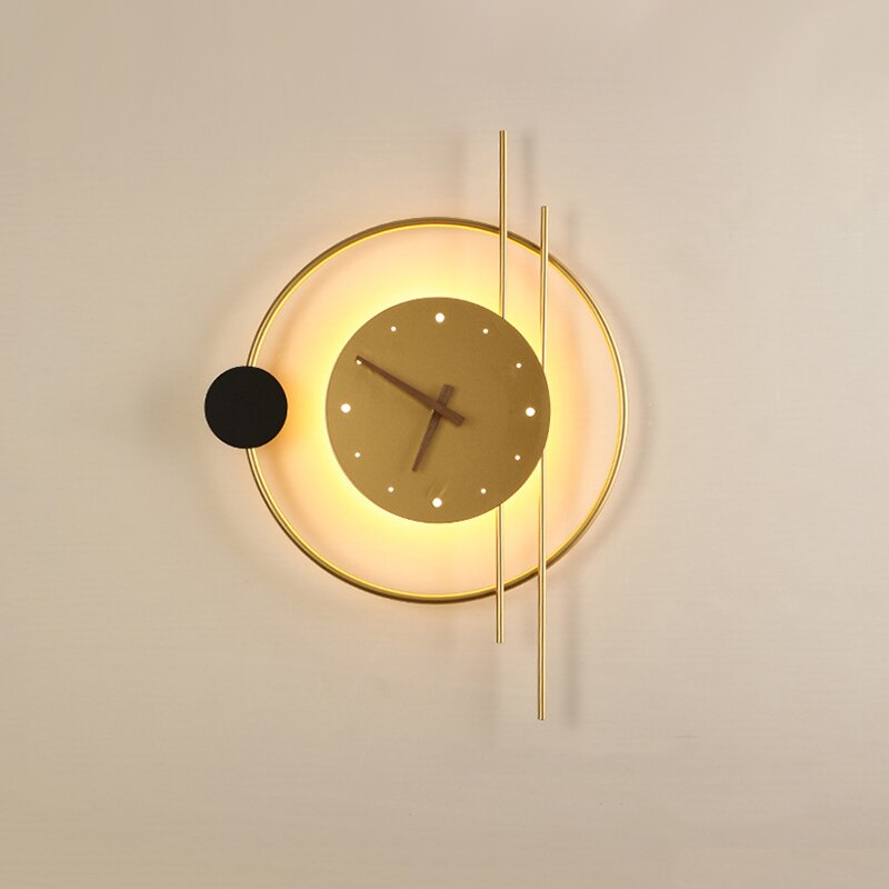 Elegant Artistic Wall Clock in Gold and Black – Modern Decorative Timepiece
