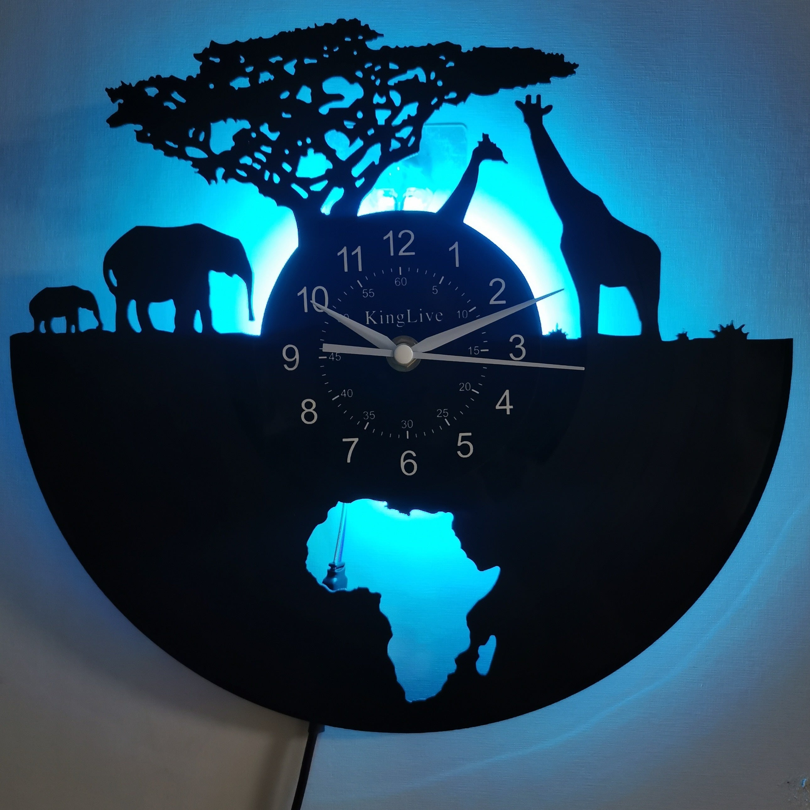 Elegant Giraffe Wall Clock – Unique Vinyl Design for Stylish Home Decor