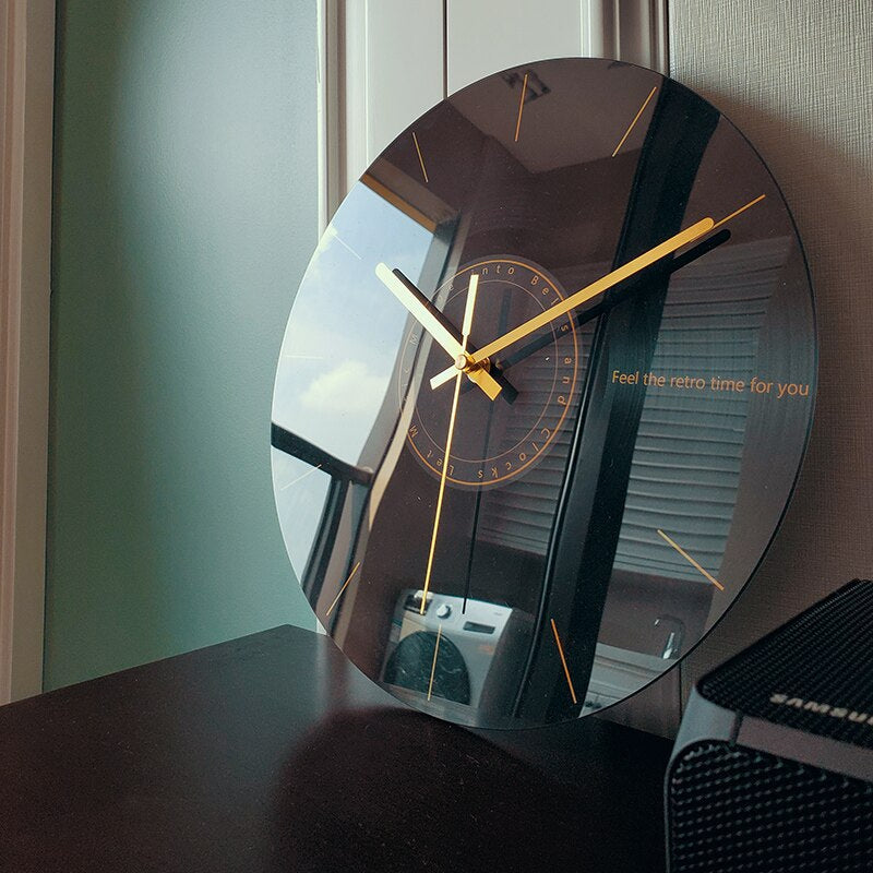 Modern 30cm Glass Wall Clock with Silent Quartz Movement and Scratch-Resistant Surface
