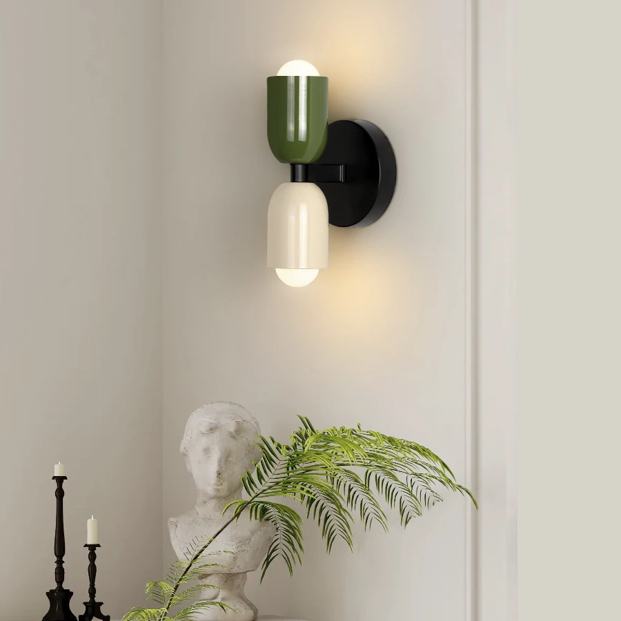 Modern Adjustable LED Wall Lamp with Dual Heads for Customizable Illumination