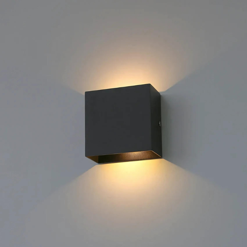 Modern Aluminium LED Wall Lamp – Energy-Efficient Lighting for Contemporary Interiors