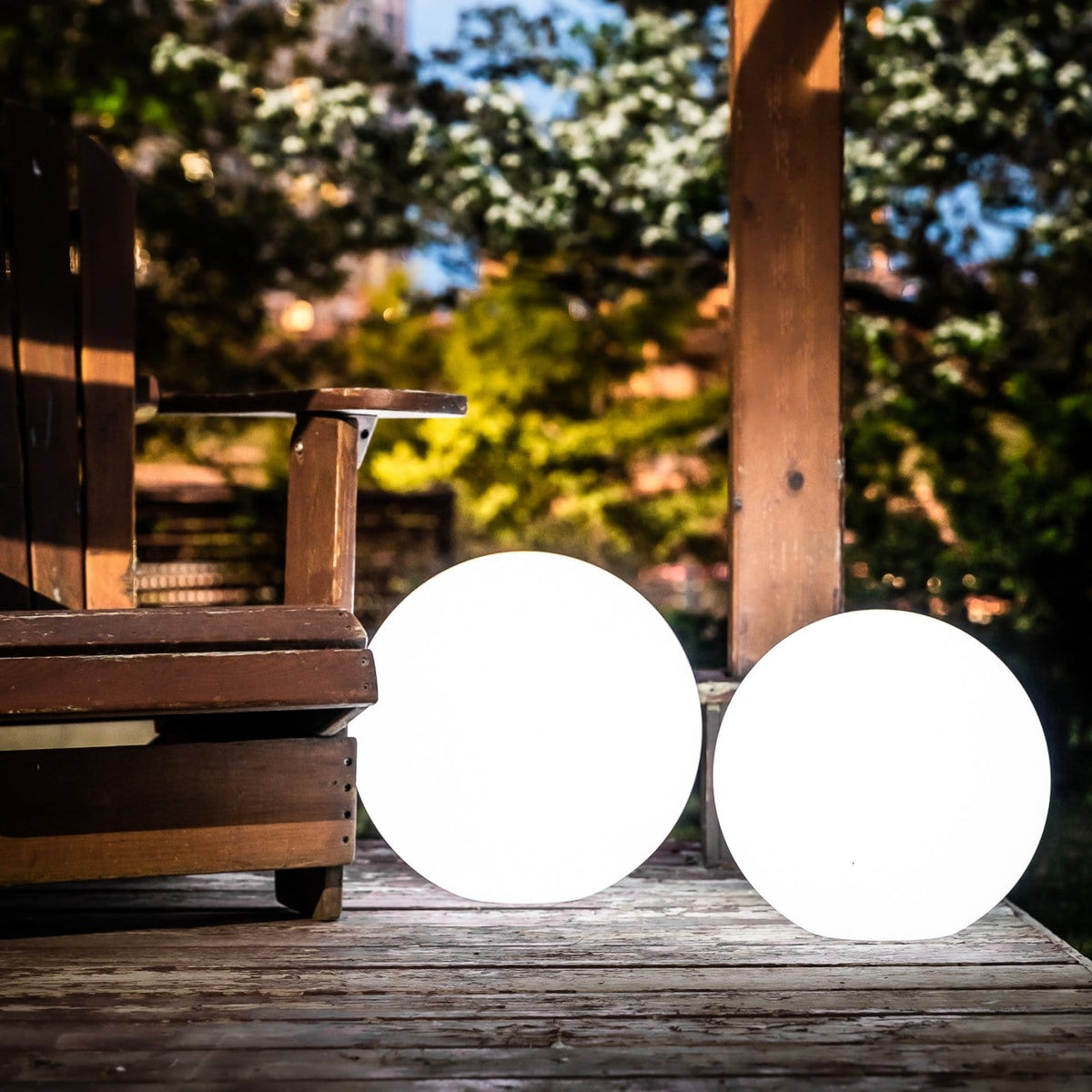 Modern Portable Garden Light with Remote Control – Indoor and Outdoor Use