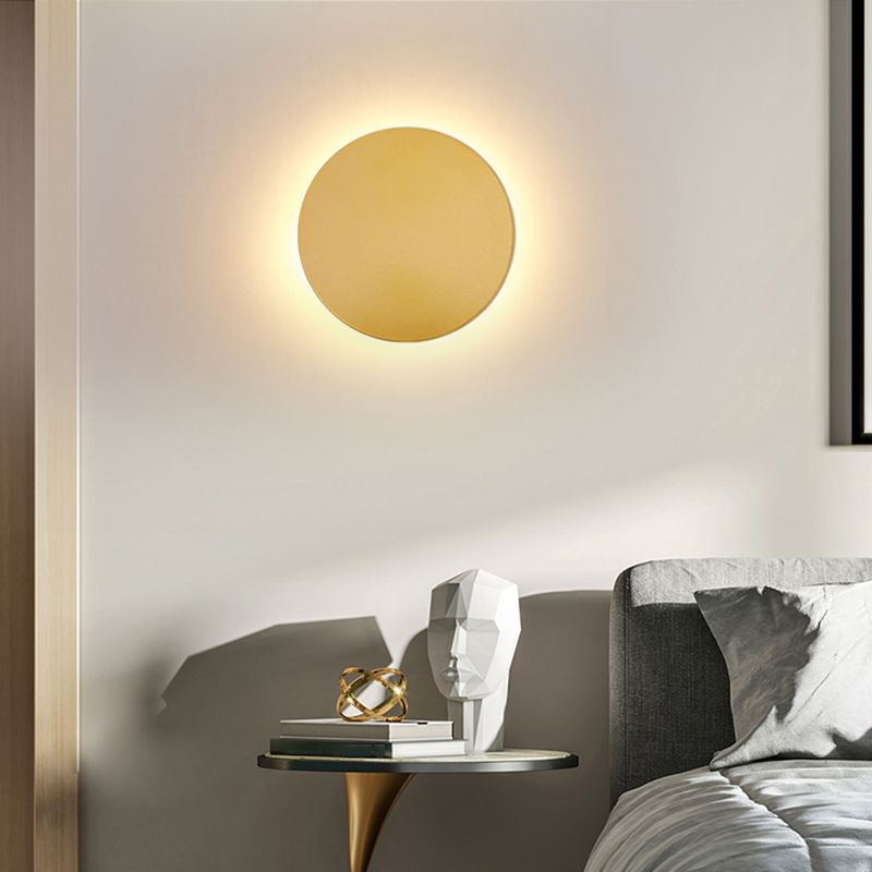 Modern Round LED Wall Lamp – Energy-Efficient Decorative Lighting for Contemporary Interiors