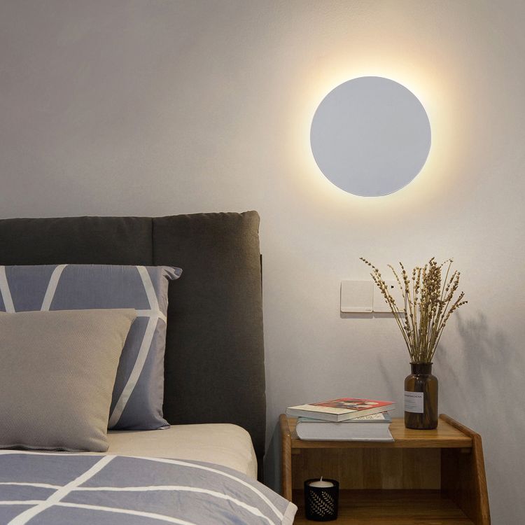 Modern Round LED Wall Lamp – Energy-Efficient Decorative Lighting for Contemporary Interiors
