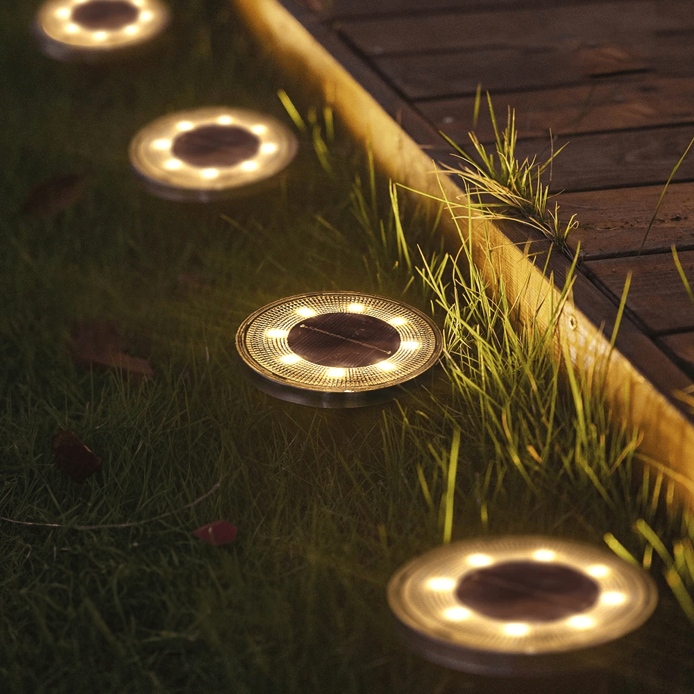 Modern Solar Garden Lamps – Eco-Friendly LED Lights with Weatherproof Design