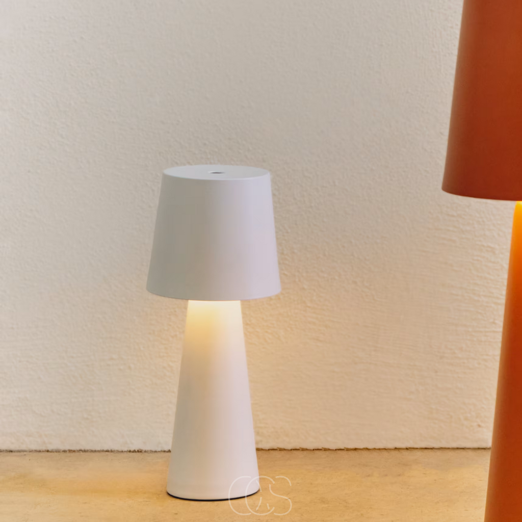 Opertsa - Arenys Metal Table Lamp - wireless