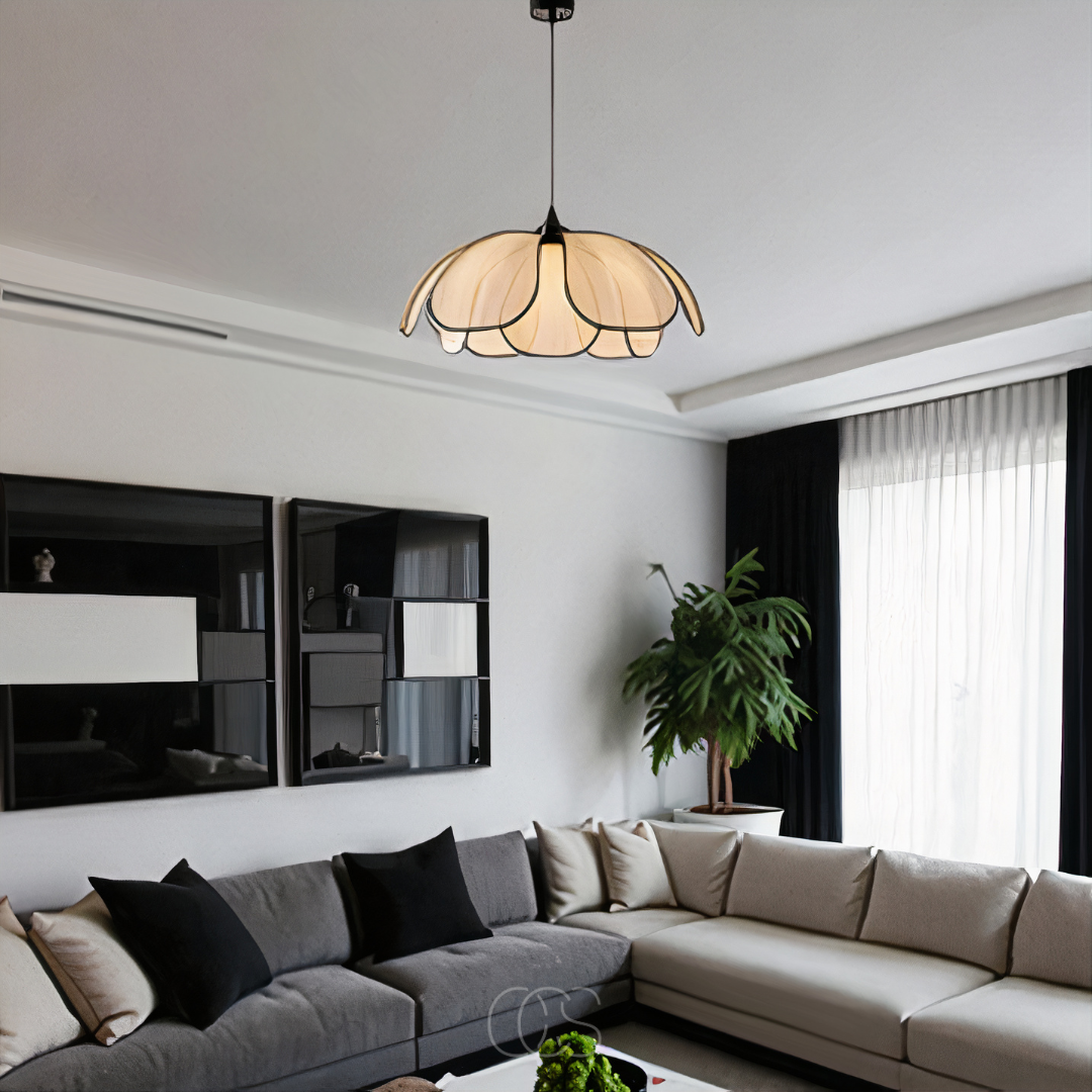 Opertsa - Flower-shaped Rattan Pendant Lamp with Black Accents