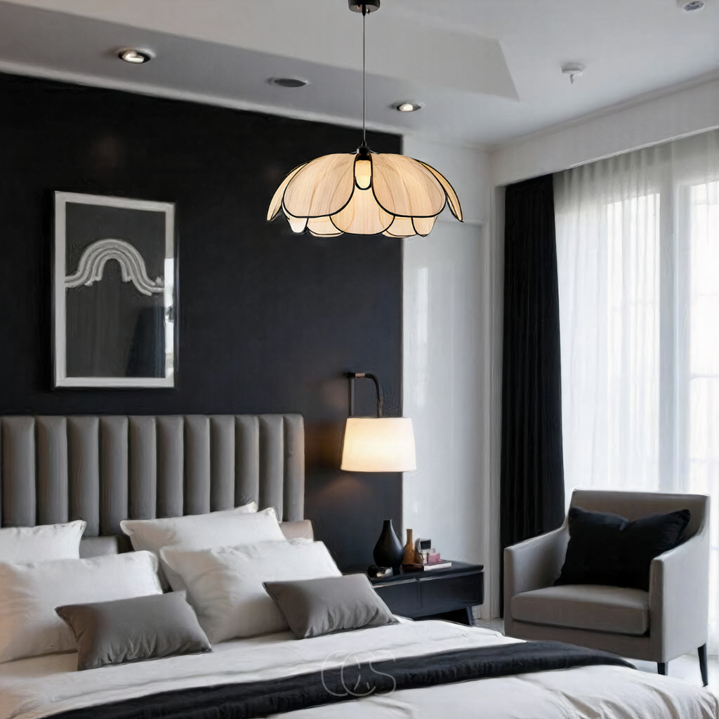 Opertsa - Flower-shaped Rattan Pendant Lamp with Black Accents