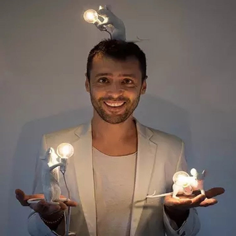 Playful Mouse-Shaped Metal Table Lamp – Unique Design for Modern Interiors