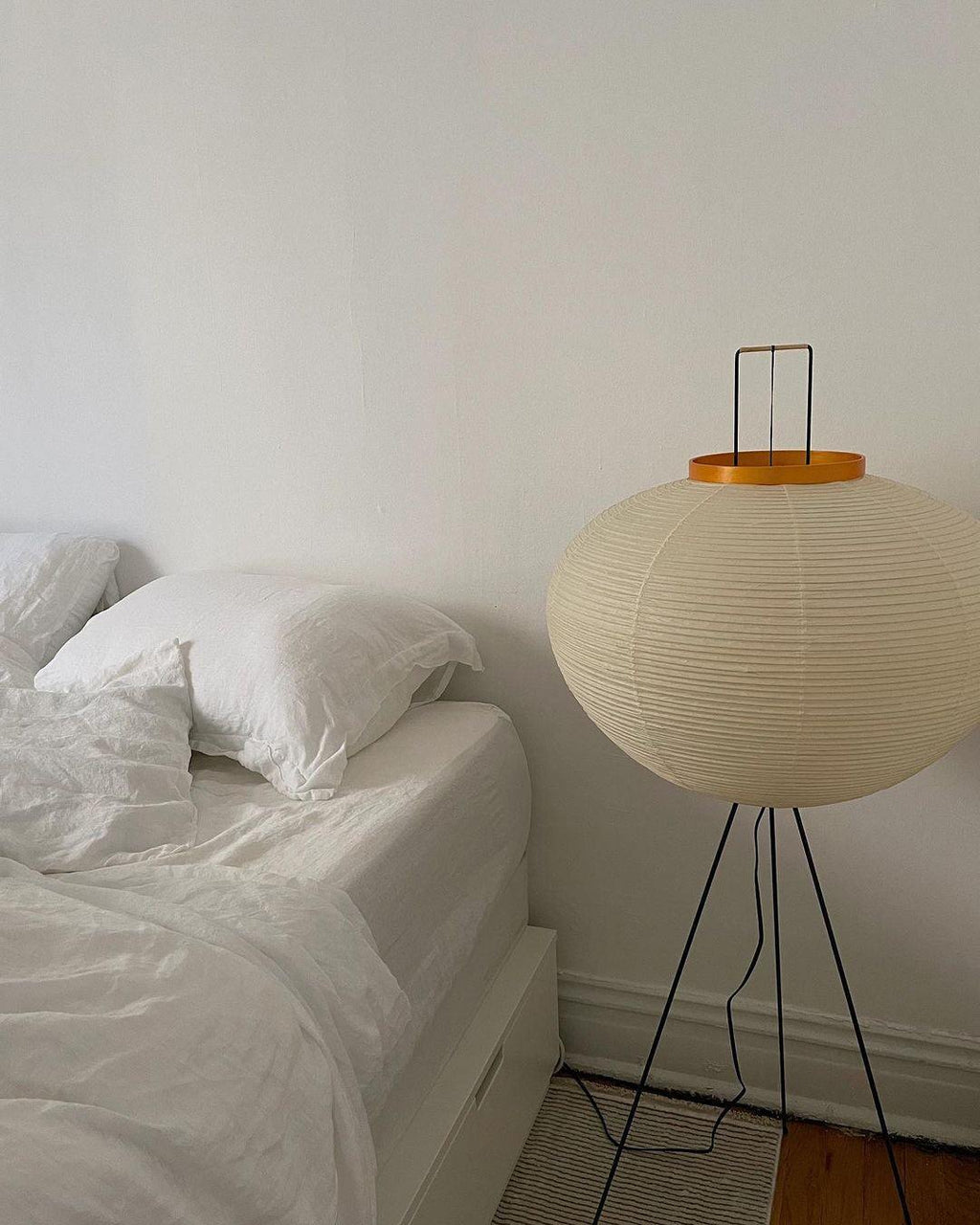 Hikaru – Rice Paper Floor Lamp