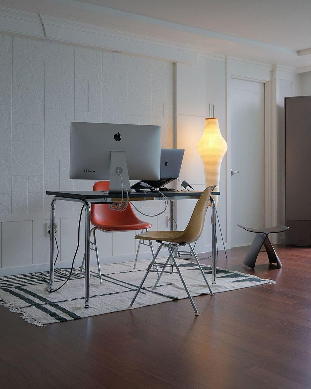 Hikaru – Rice Paper Floor Lamp