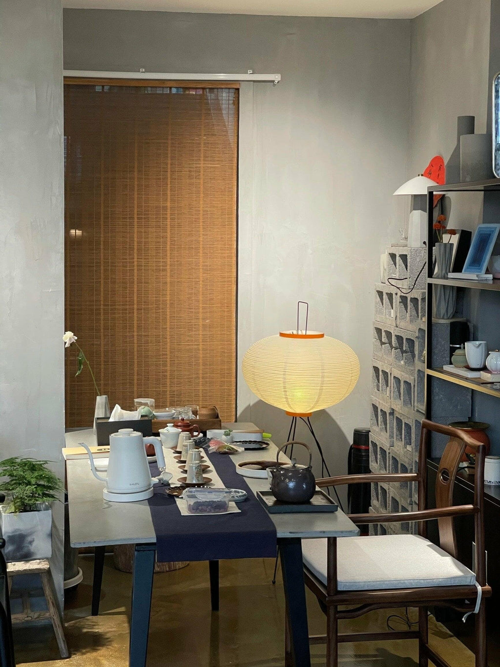 Hikaru – Rice Paper Floor Lamp