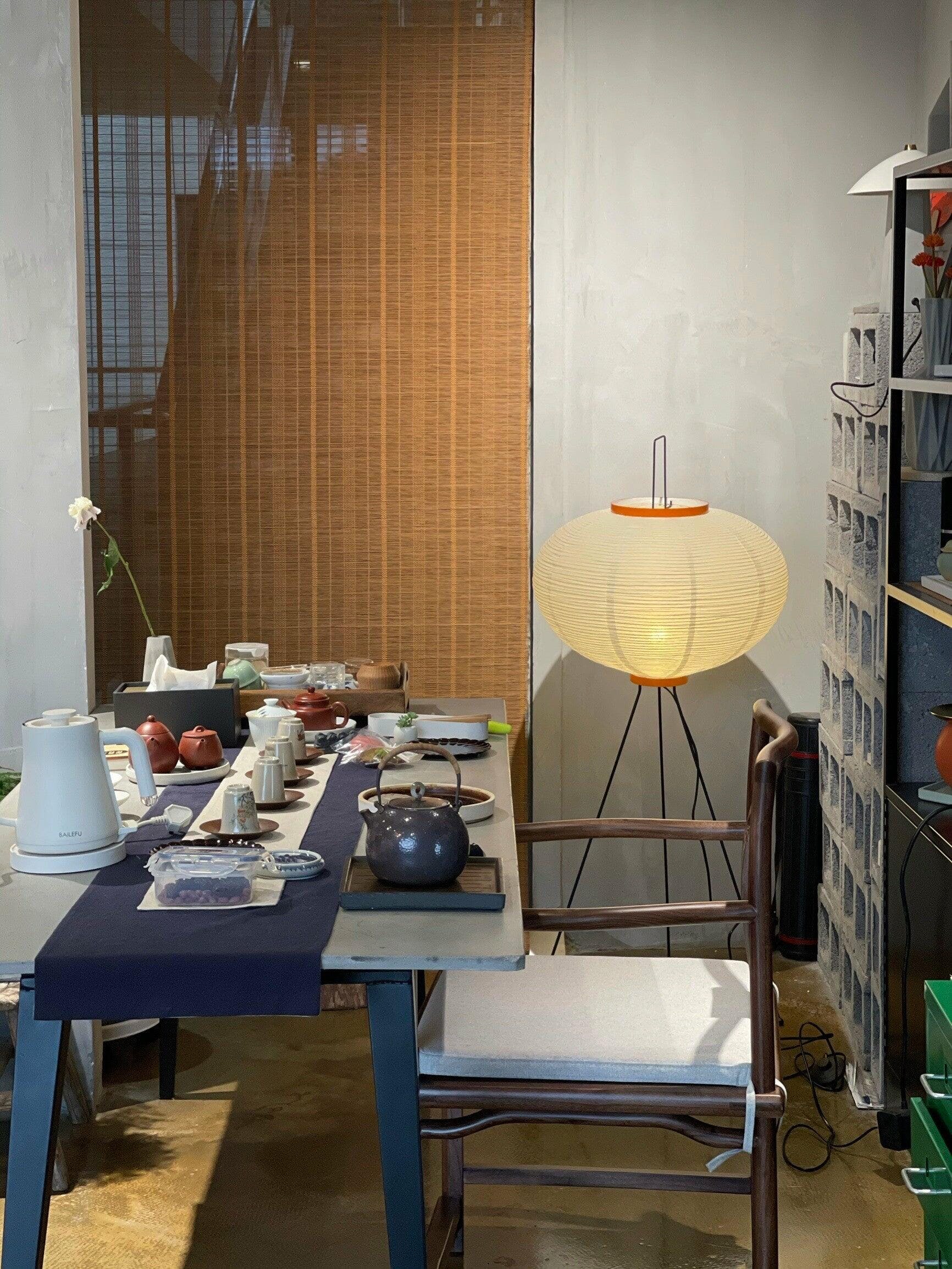 Hikaru – Rice Paper Floor Lamp