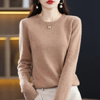 Maren:  100% pure wool cashmere sweater for winter and autumn