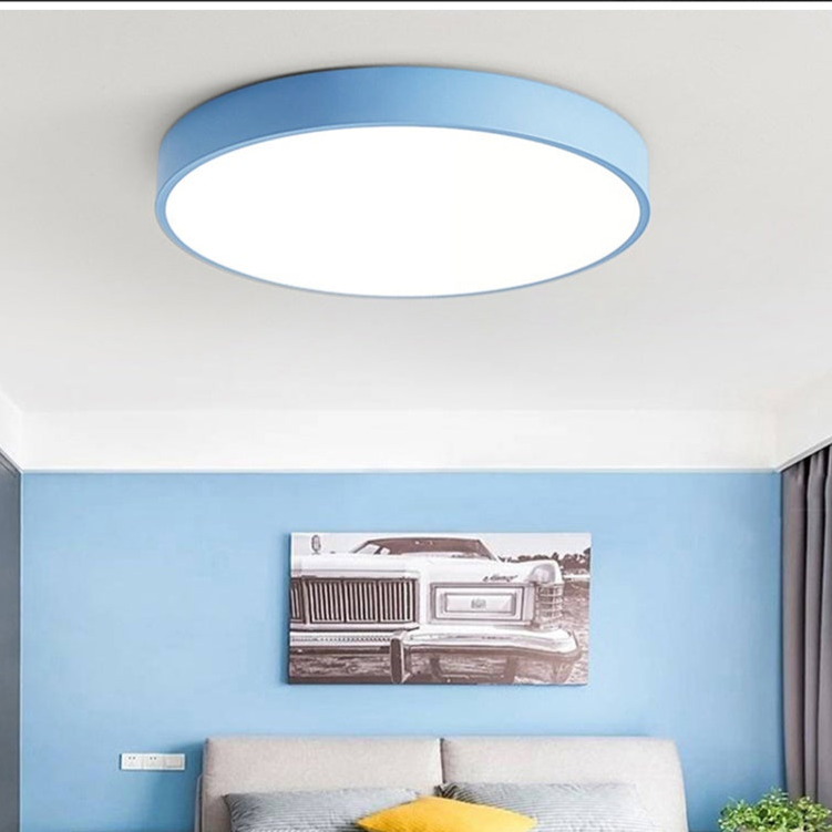 Scandinavian Ceiling Light with LED and Wooden Finish – Modern Macaron Design for Cozy Illumination