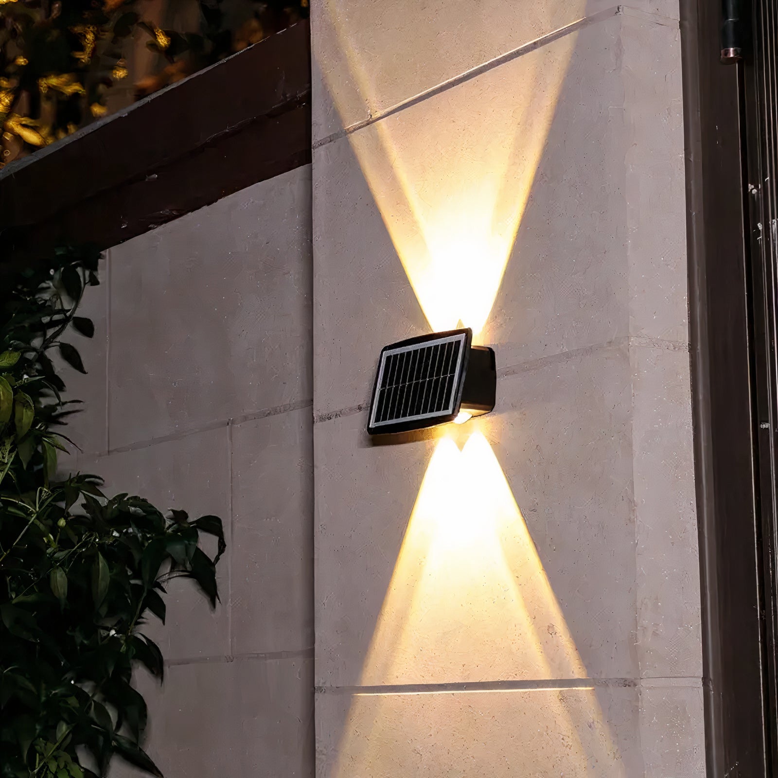 Solar Garden Wall Lamp – Energy-Saving Outdoor Light with Modern Design