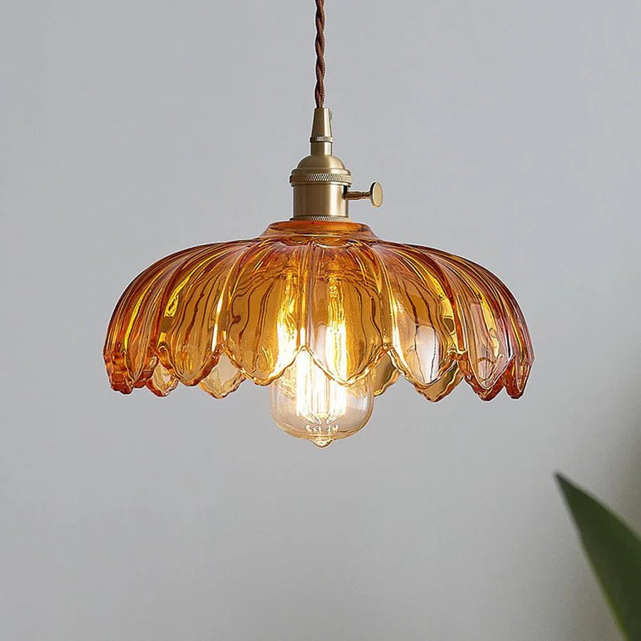 Vintage Floral Scalloped Glass Pendant Lamp – Victorian Style Kitchen Pendant Lighting with Adjustable Cable