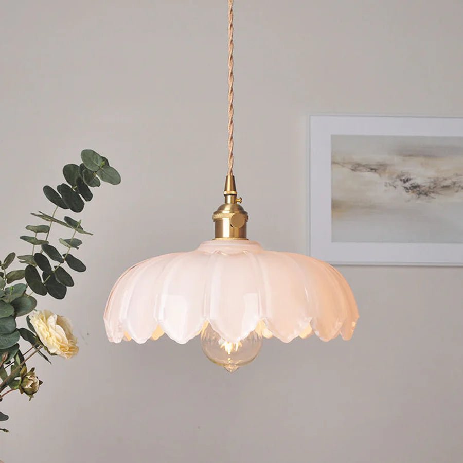 Vintage Floral Scalloped Glass Pendant Lamp – Victorian Style Kitchen Pendant Lighting with Adjustable Cable