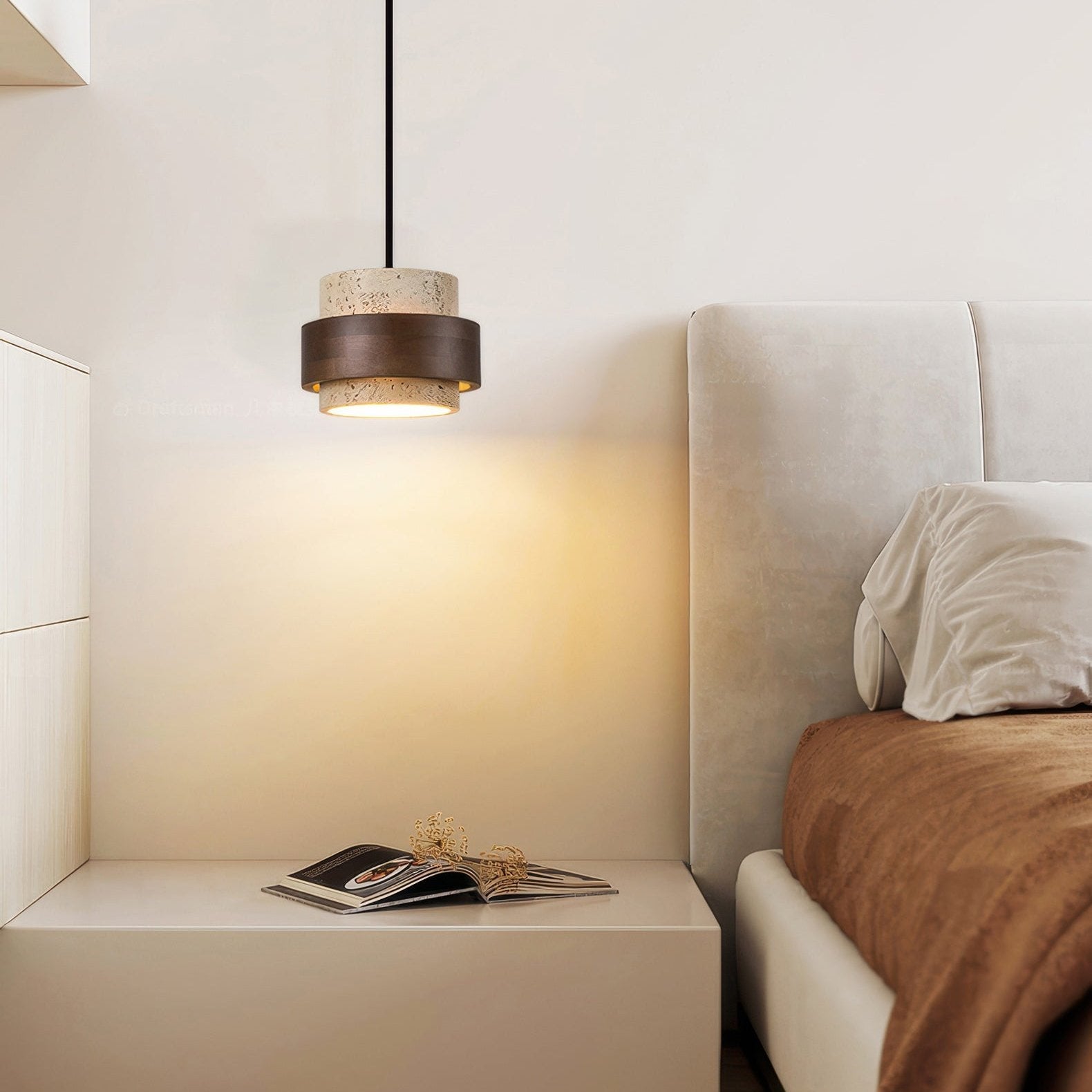 Ascend Retro Stone Pendant